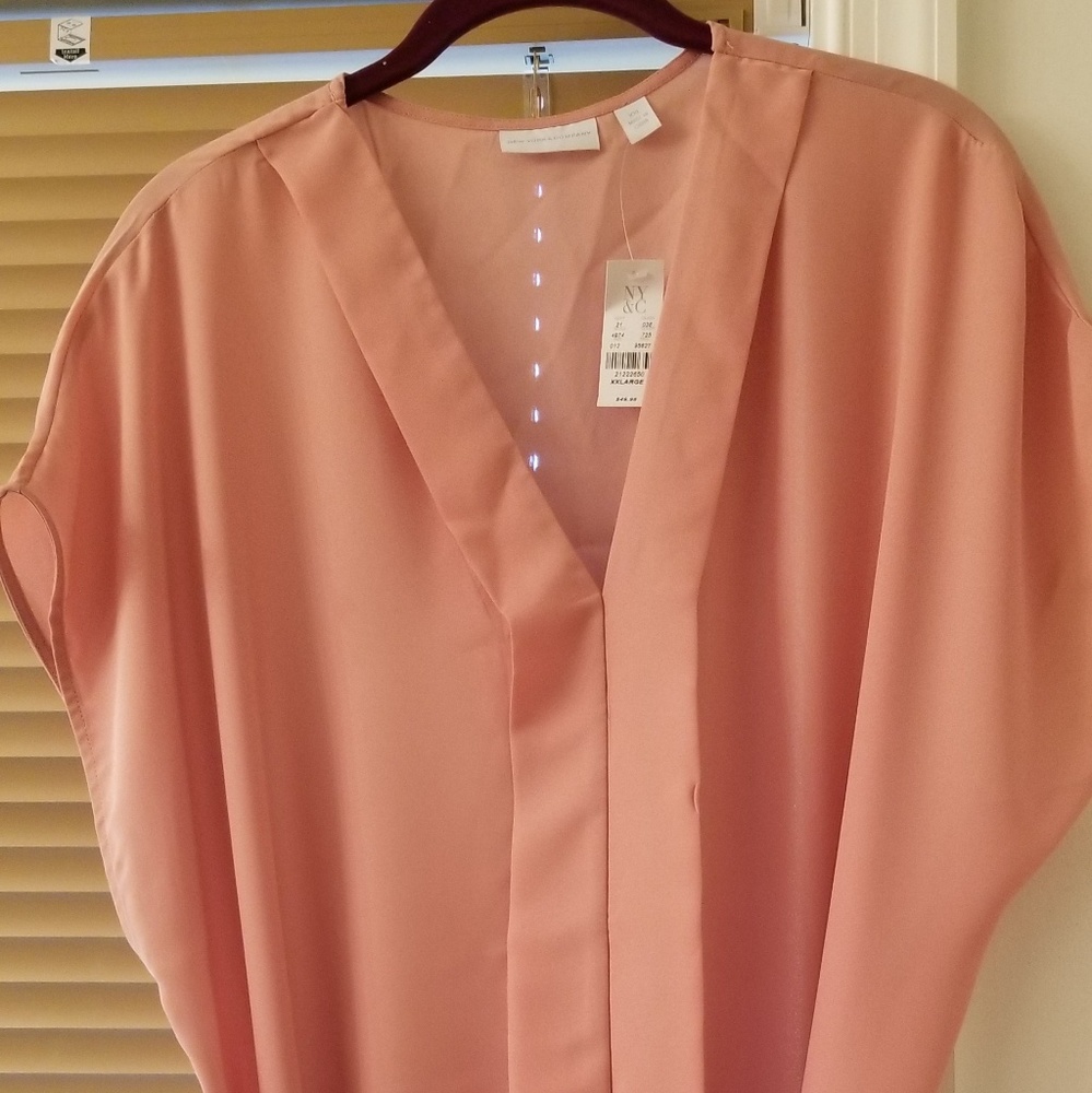 NWT NY&C Pink v-neck blouse with tie at waist